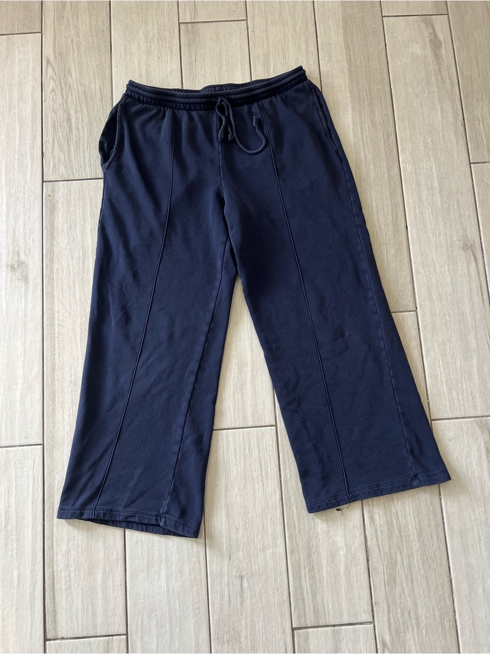 H&M Relaxed Fit Sweet Pants for Women’s Comfort Navy Size Medium